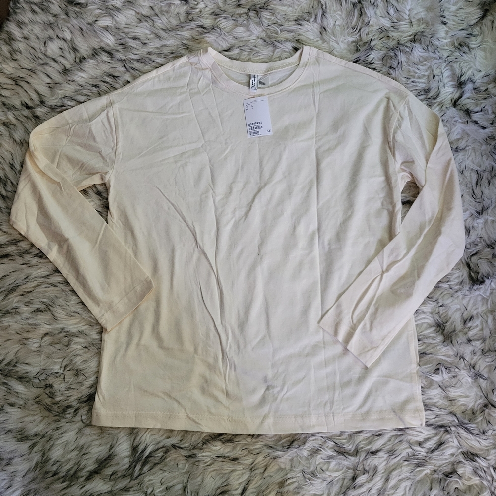 Divided Long Sleeve Tee in Off-White/Cream